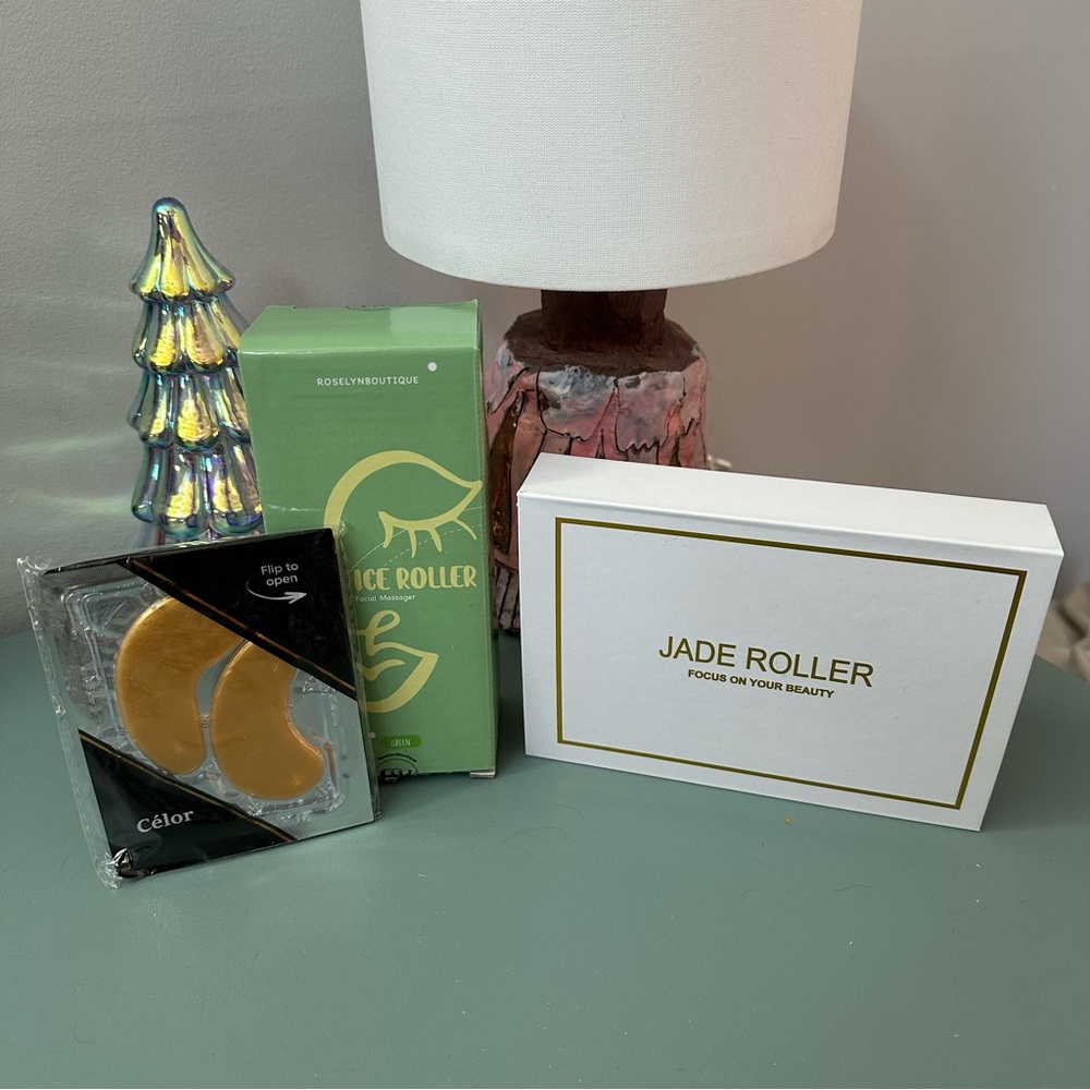Undereye Ice Roller, Jade Roller and Eye Mask Set